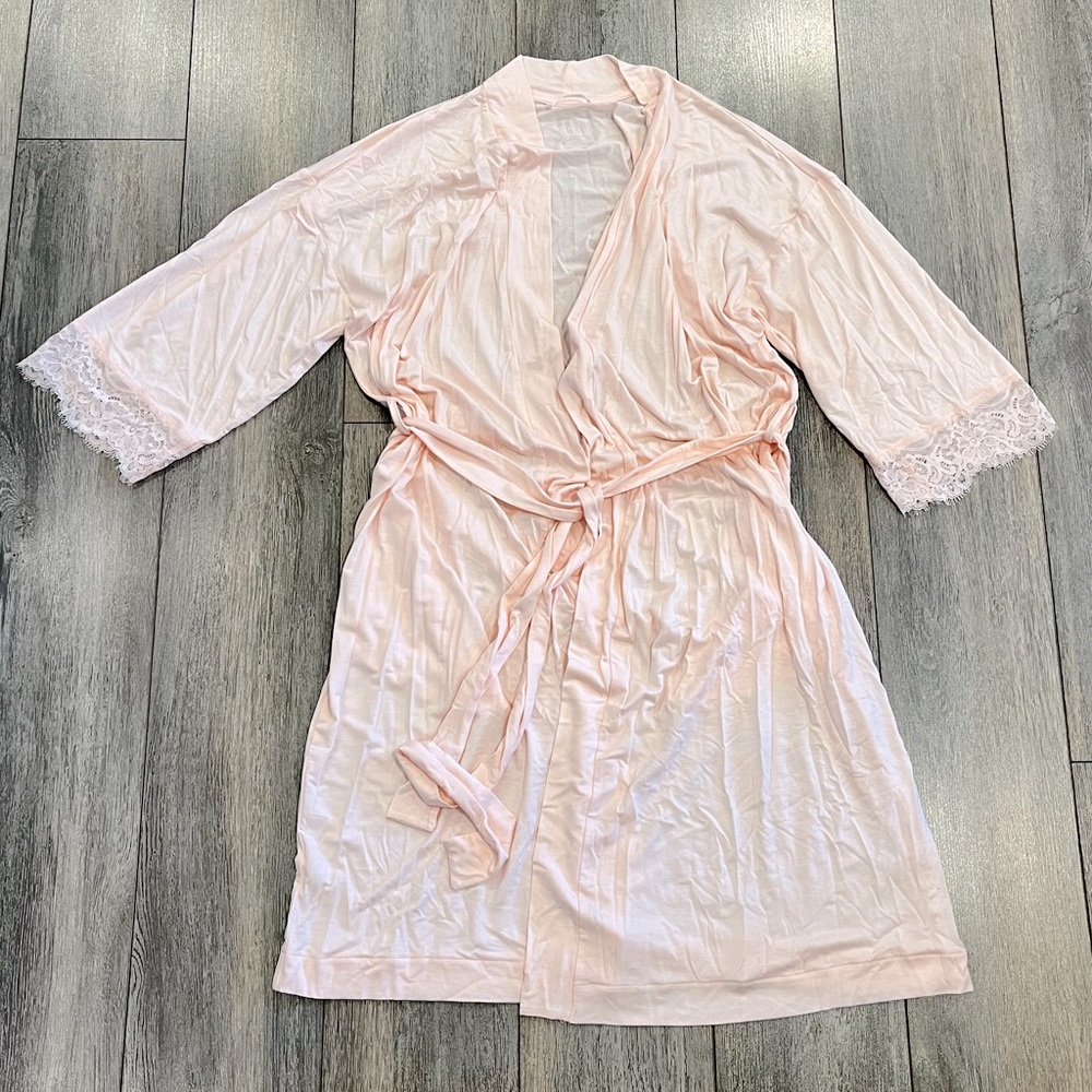 GAP maternity lace robe